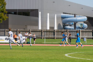 U16-09098