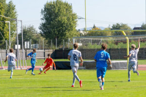 U16-09143