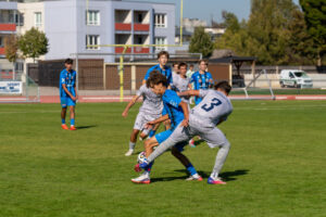 U16-09157